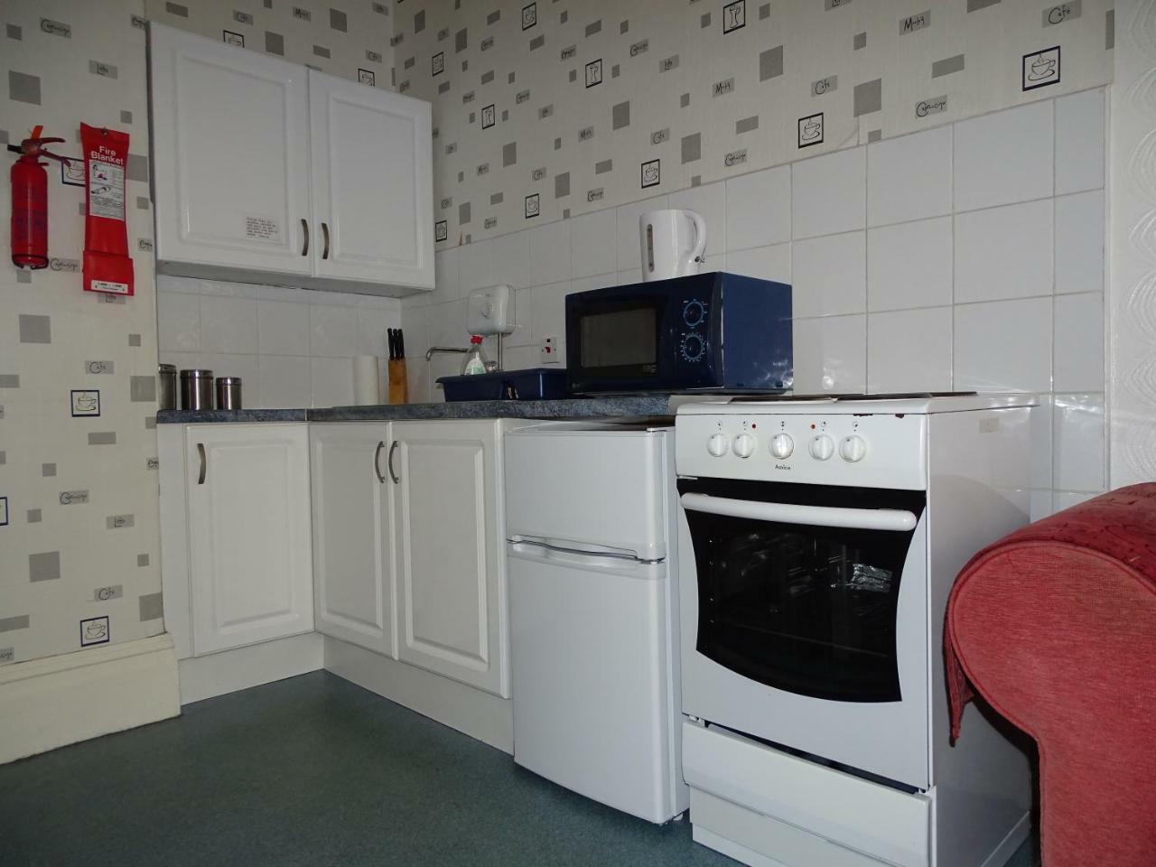Beeton Villas Holiday Apartments Blackpool Exterior photo